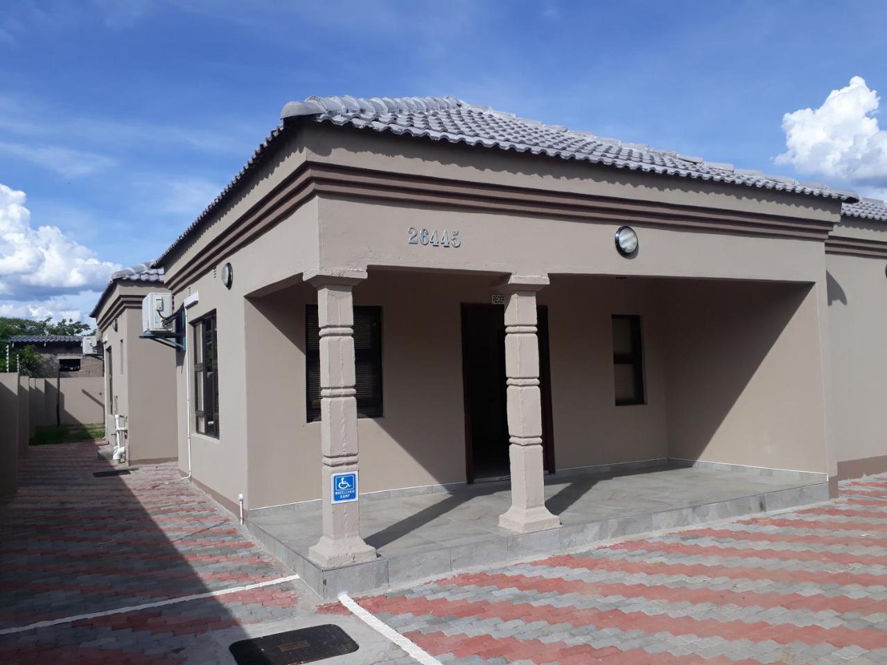 Eros Guest Inn Francistown Luaran gambar